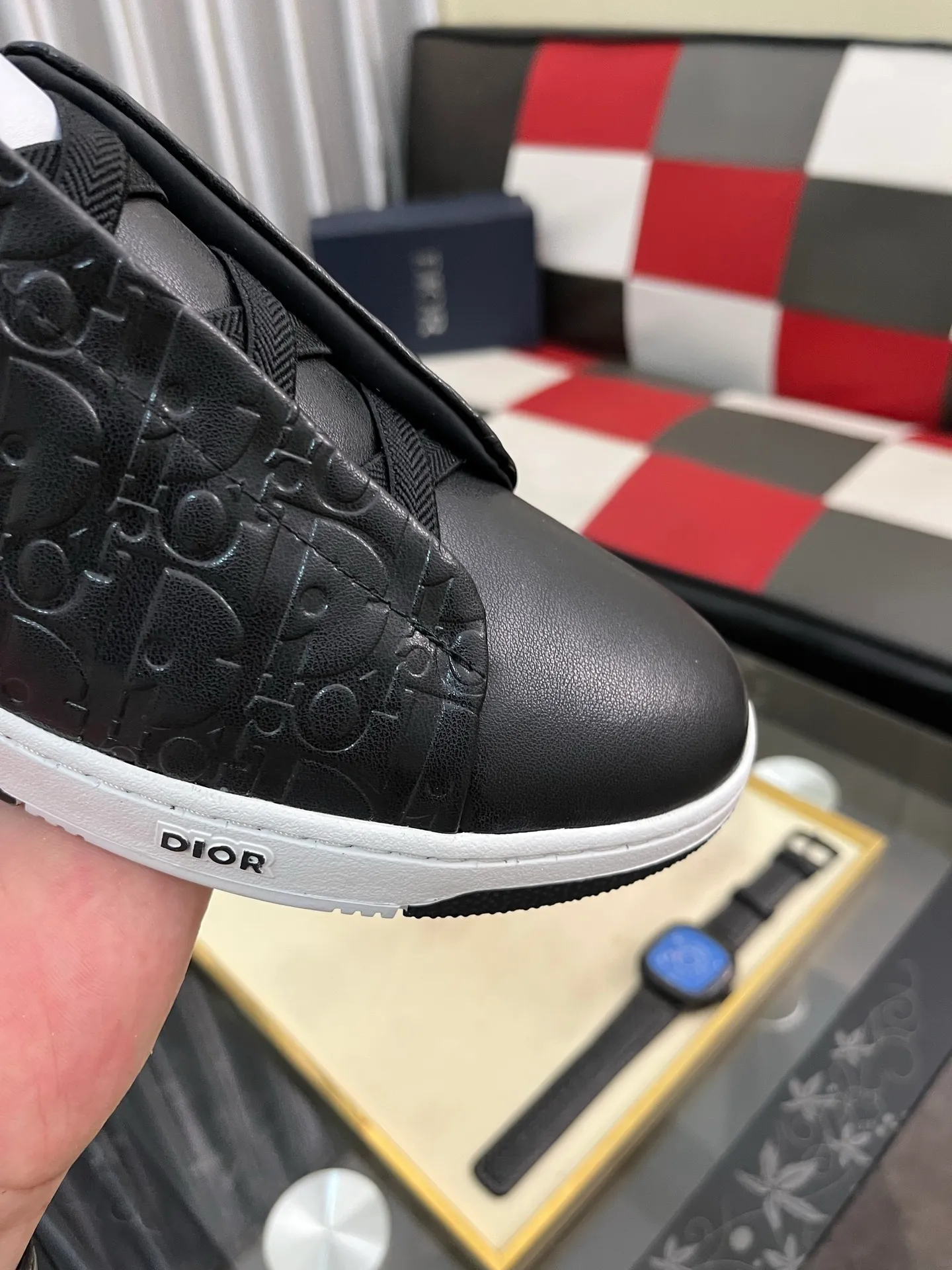 Men's Men's Shoes 💰458⌚️⌚️[Dior] Dior's new casual men's shoes are on the market in Hong Kong counters. The official website is 1:1 production. Original Italian materials. Designed by European and American masters. Perfect shape to create counter quality. Solid color rubber wear-resistant outsole and classic dazzling head! Super versatile and very comfortable. High-end without losing taste, fashionable and novel! ! Absolute focus! Code number: 38-442️⃣Colors available